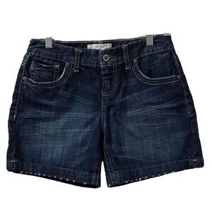 Maurices Women Denim Jean Taylor Shorts Size 3/4